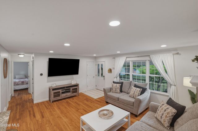 3 Vichy Drive, Milton, NY 12020