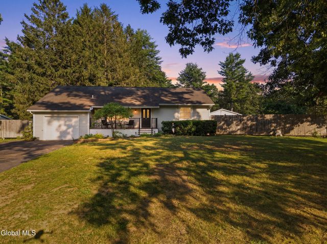 3 Vichy Drive, Milton, NY 12020