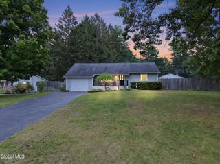 3 Vichy Drive, Milton, NY 12020