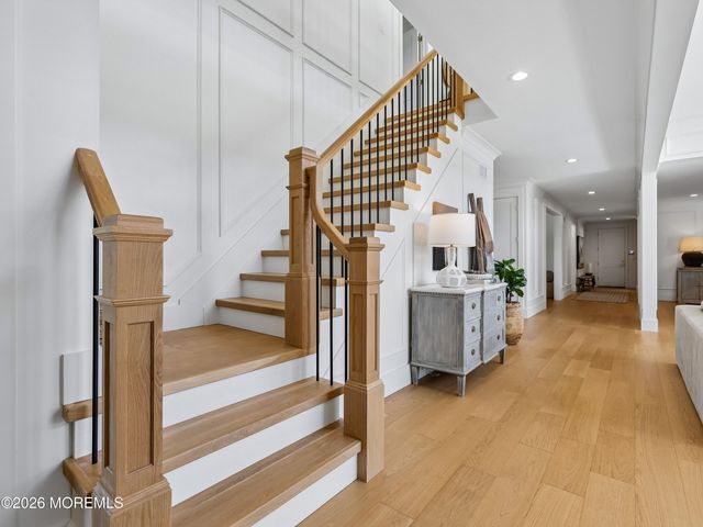 8 Hillcrest Drive, Colts Neck, NJ 07722