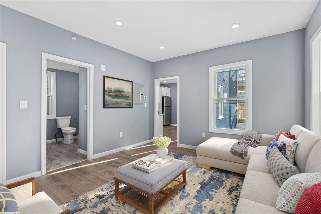 167 Lexington 1, Boston, MA 02012