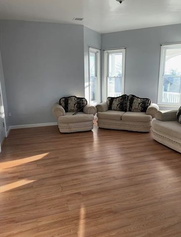 94 Beacon Hill Ave 1, Lynn, MA 01902
