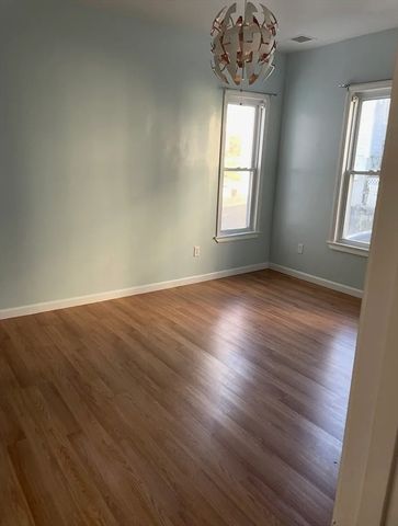 94 Beacon Hill Ave 1, Lynn, MA 01902