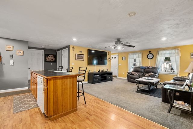 168 Park Ave, Wareham, MA 02538