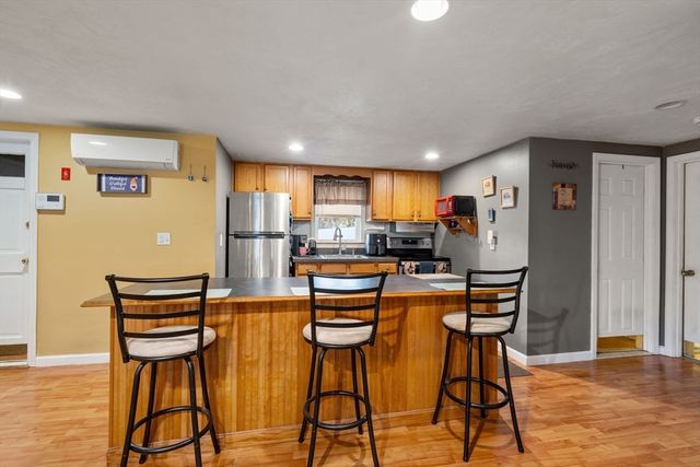 168 Park Ave, Wareham, MA 02538