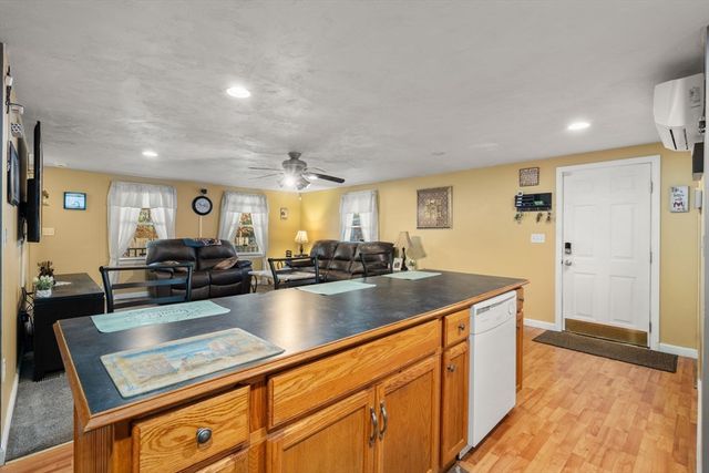 168 Park Ave, Wareham, MA 02538