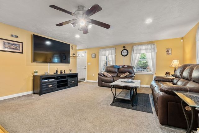 168 Park Ave, Wareham, MA 02538