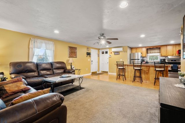 168 Park Ave, Wareham, MA 02538