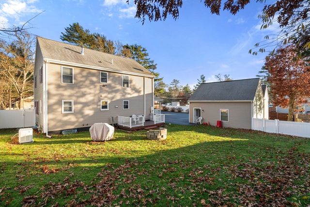 168 Park Ave, Wareham, MA 02538