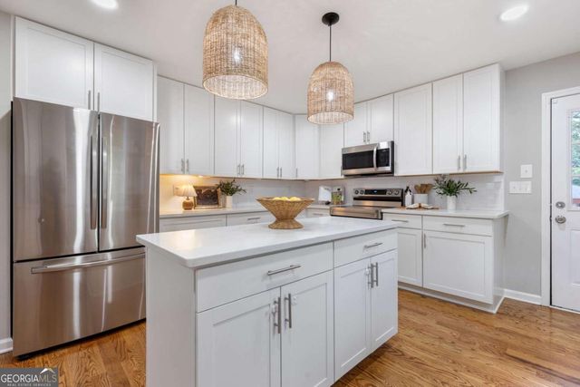 799 Wayland Court SE, Smyrna, GA 30080