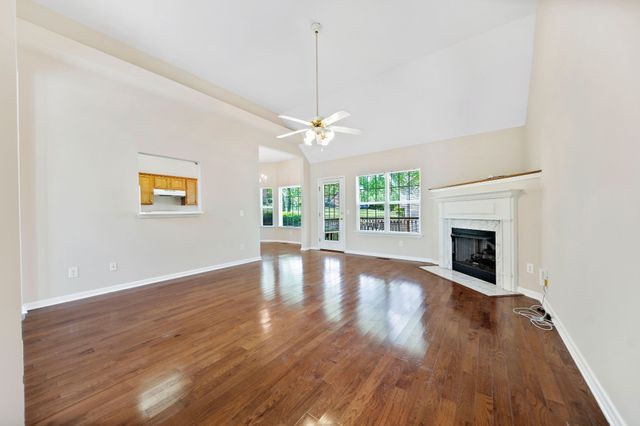 100 Camden Court North, Hendersonville, TN 37075