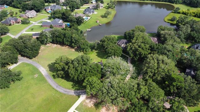 12553 Bell Creek Drive N, Grand Bay, AL 36541