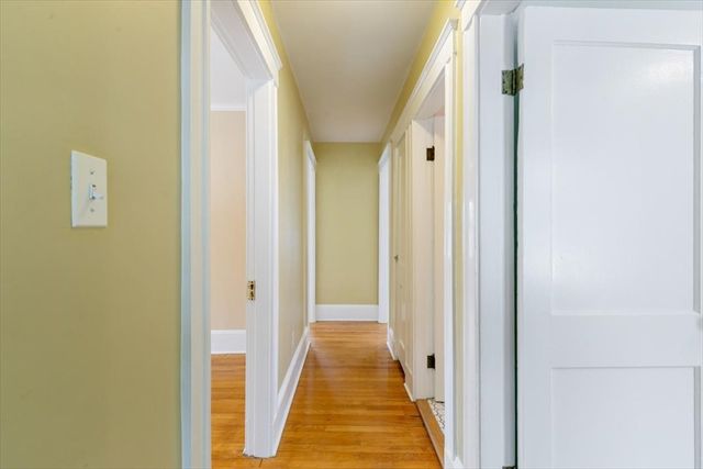 10 Winchester St, Haverhill, MA 01835