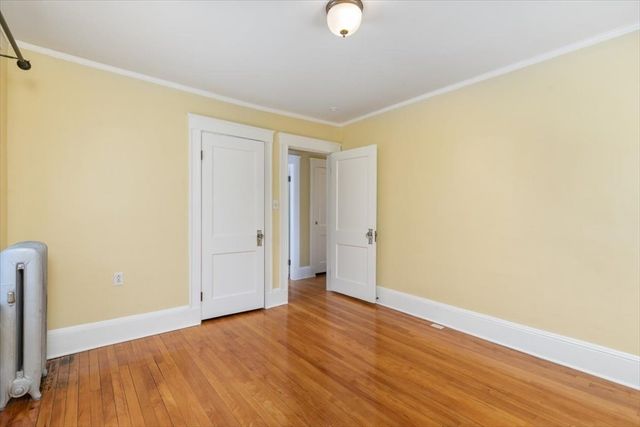 10 Winchester St, Haverhill, MA 01835