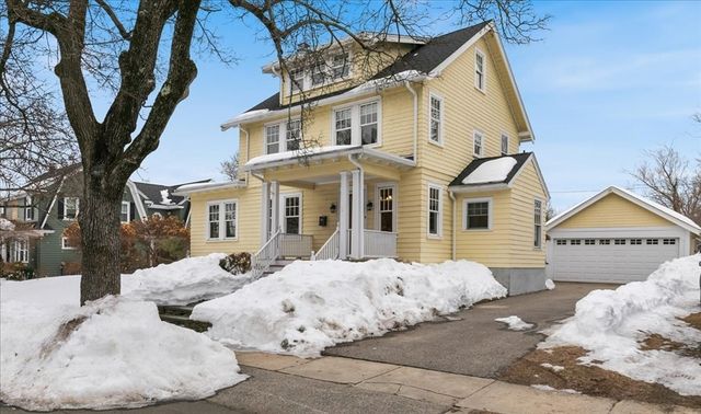 10 Winchester St, Haverhill, MA 01835