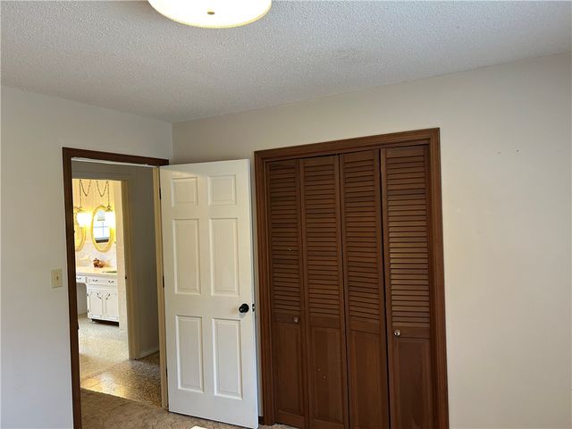 206 Roberta Drive, Harrison, AR 72601
