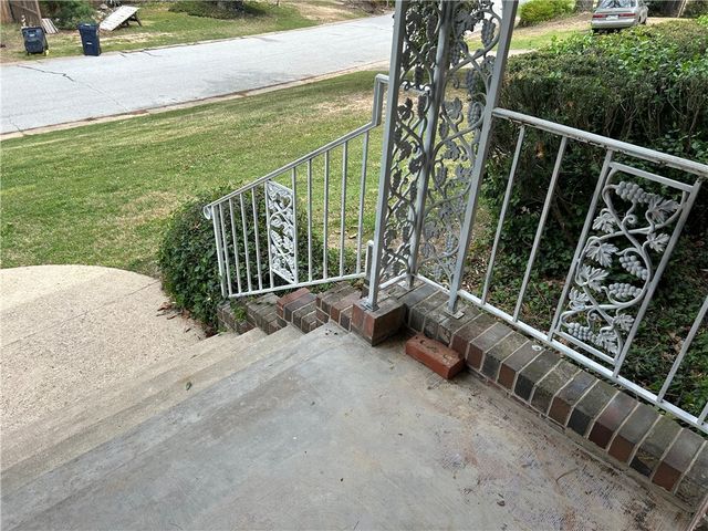 206 Roberta Drive, Harrison, AR 72601