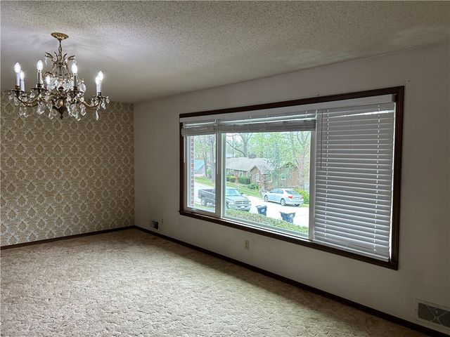206 Roberta Drive, Harrison, AR 72601