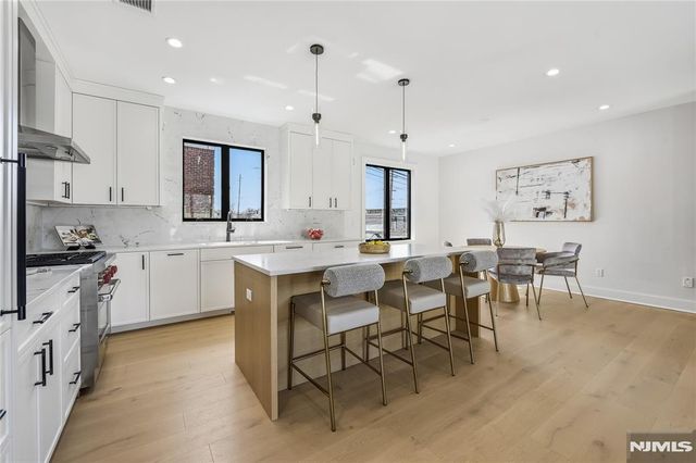 401 C Grand Avenue 401 C, Leonia, NJ 07605