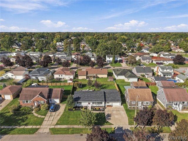 59 2nd Avenue, Lancaster, NY 14086
