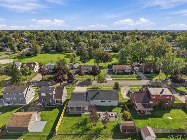 59 2nd Avenue, Lancaster, NY 14086