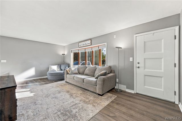 59 2nd Avenue, Lancaster, NY 14086