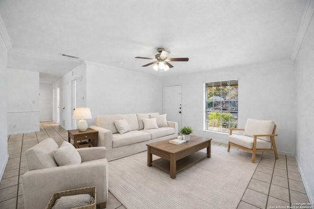 4850 CASTLE STREAM DRIVE, San Antonio, TX 78218