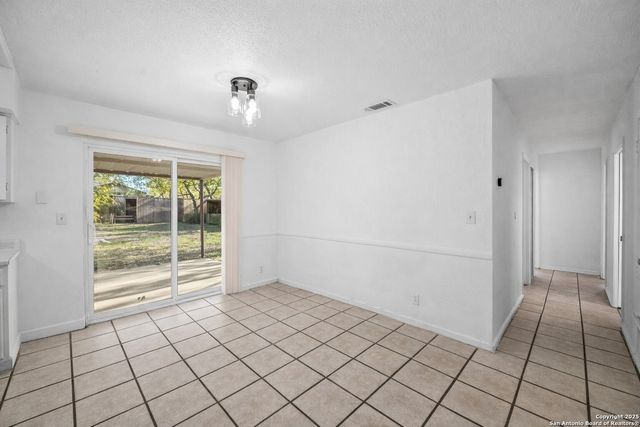 4850 CASTLE STREAM DRIVE, San Antonio, TX 78218