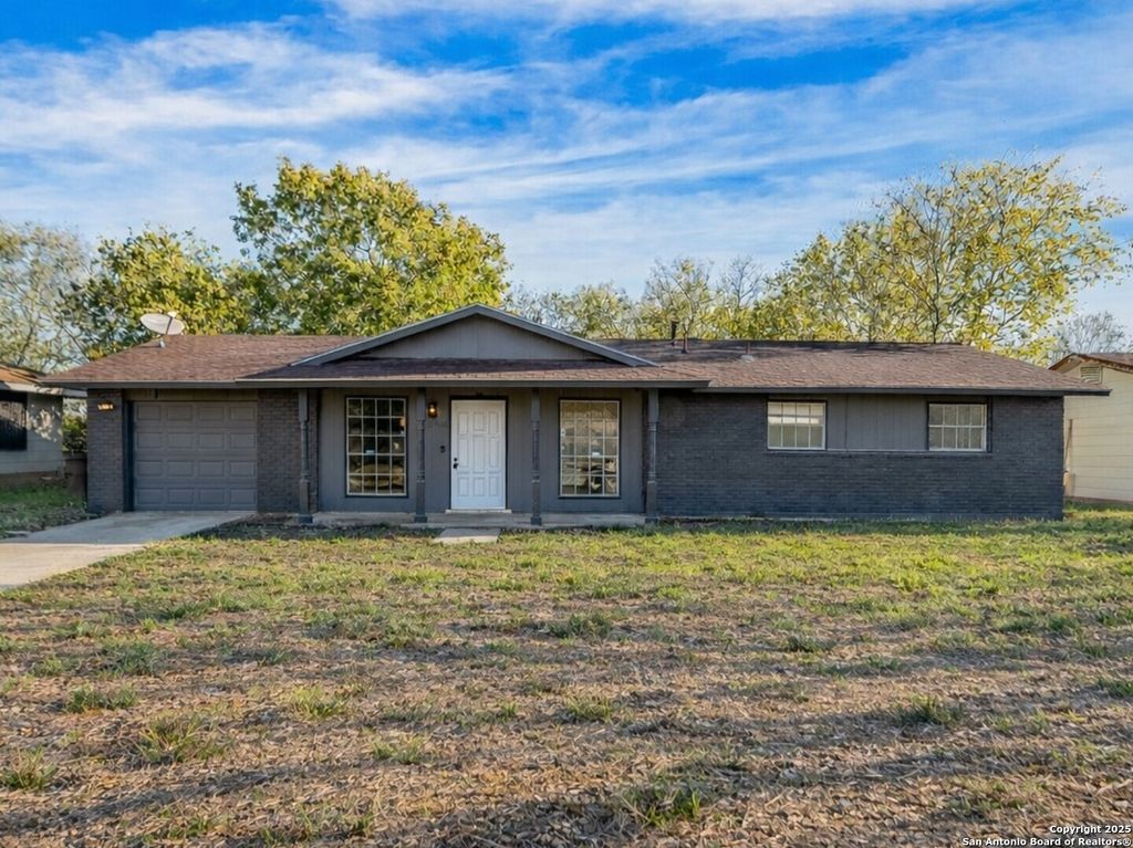 4850 CASTLE STREAM DRIVE, San Antonio, TX 78218