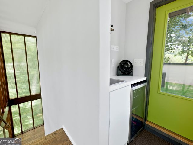 5724 Kayron Drive, Atlanta, GA 30328