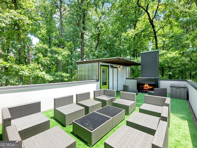 5724 Kayron Drive, Atlanta, GA 30328