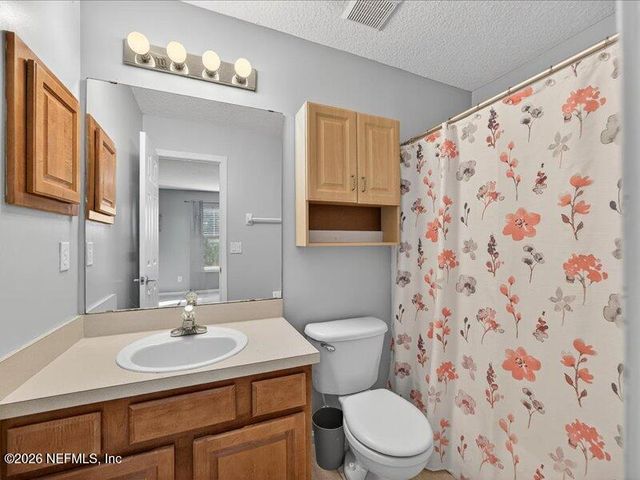 3204 WANDERING OAKS Drive, Orange Park, FL 32065