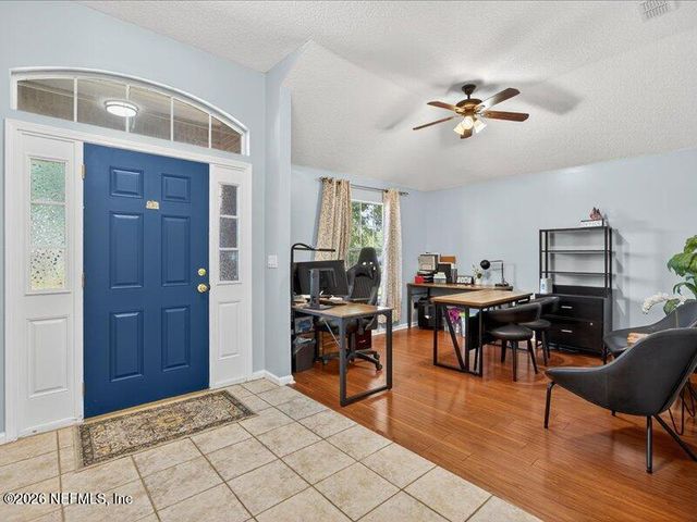 3204 WANDERING OAKS Drive, Orange Park, FL 32065