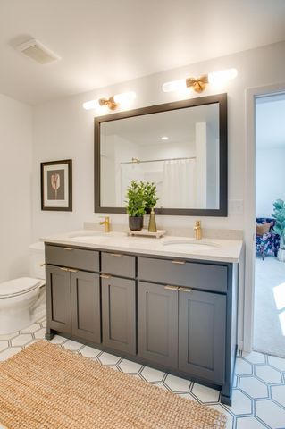 5816 James Drive W, West Fargo, ND 58078