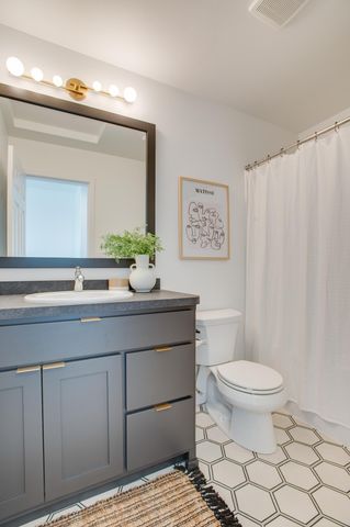 5816 James Drive W, West Fargo, ND 58078