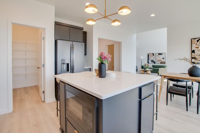 5816 James Drive W, West Fargo, ND 58078