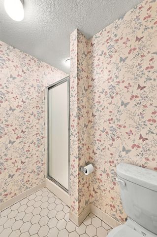 12 Ledgewood Way 21, Peabody, MA 01960