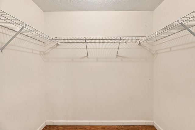 12 Ledgewood Way 21, Peabody, MA 01960
