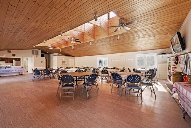 12 Ledgewood Way 21, Peabody, MA 01960
