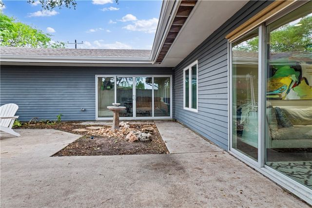 256 Purl Pl, Corpus Christi, TX 78412