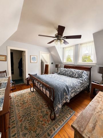 437 High St, Hanson, MA 02341
