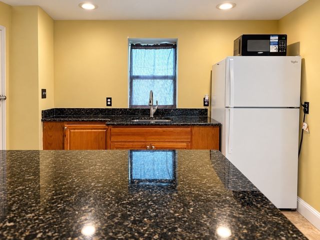 437 High St, Hanson, MA 02341