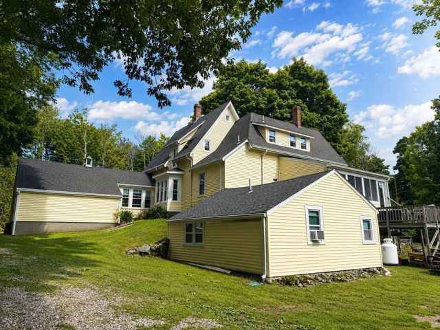 437 High St, Hanson, MA 02341