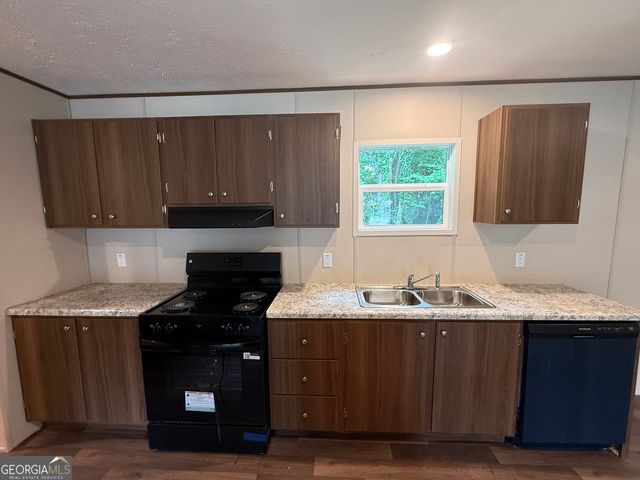 130 Tallahatchee Drive, Carrollton, GA 30116