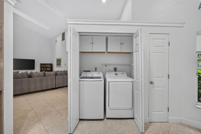 1602 Rosewood Way, Palm Beach Gardens, FL 33418