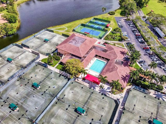1602 Rosewood Way, Palm Beach Gardens, FL 33418