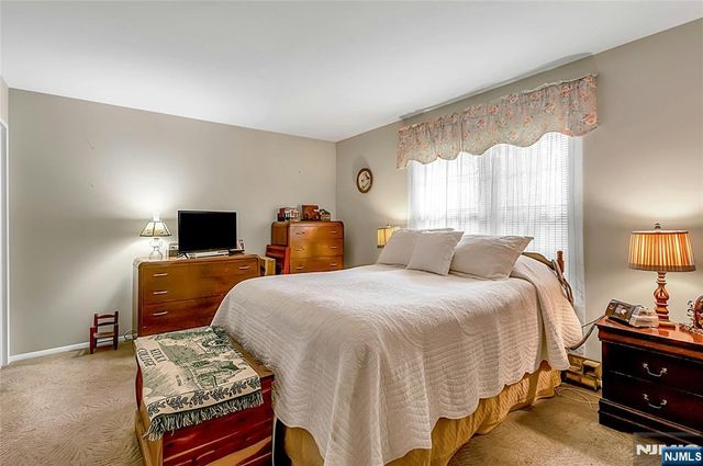 22-1 Tamaron Drive, Waldwick, NJ 07463