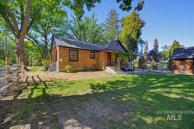 3720 N Collister Dr., Boise, ID 83703