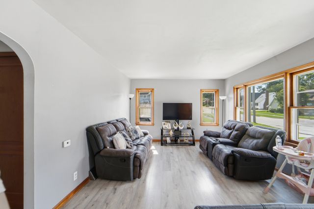 616 Jerome Street, Marshalltown, IA 50158