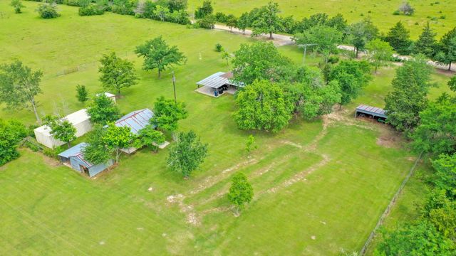5350 Wiseman Road, Midway, TX 75852